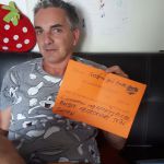 Ich bin Assistent seit 2011 bei ambulante dienste und ich fordere einen Tarifvertrag, weil Einkommen und Arbeitsplatz besser abgesichert sein sollten.
